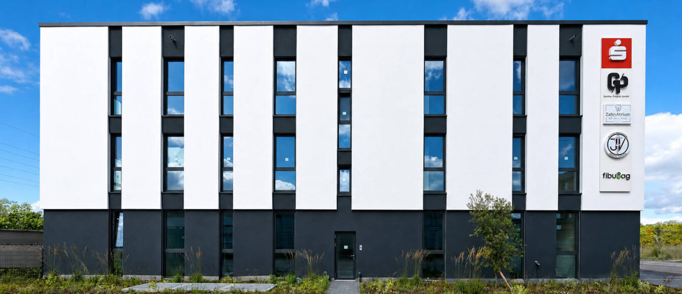 Multifunktionsgebäude am Feuerwehrhaus in Karlsdorf-Neuthard